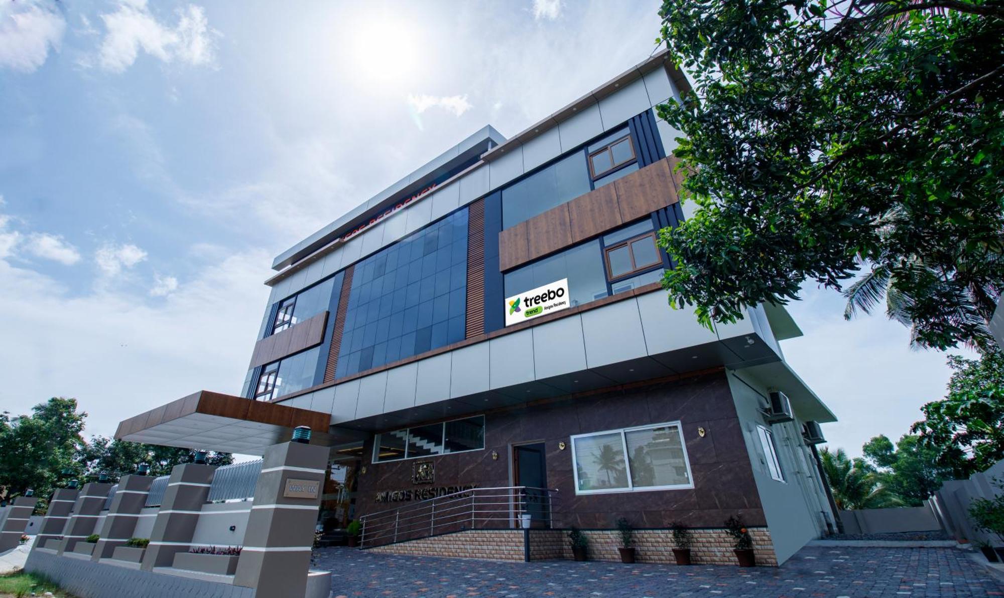 Kochi Treebo Amigos Residency Cochin Airport Hotel מראה חיצוני תמונה